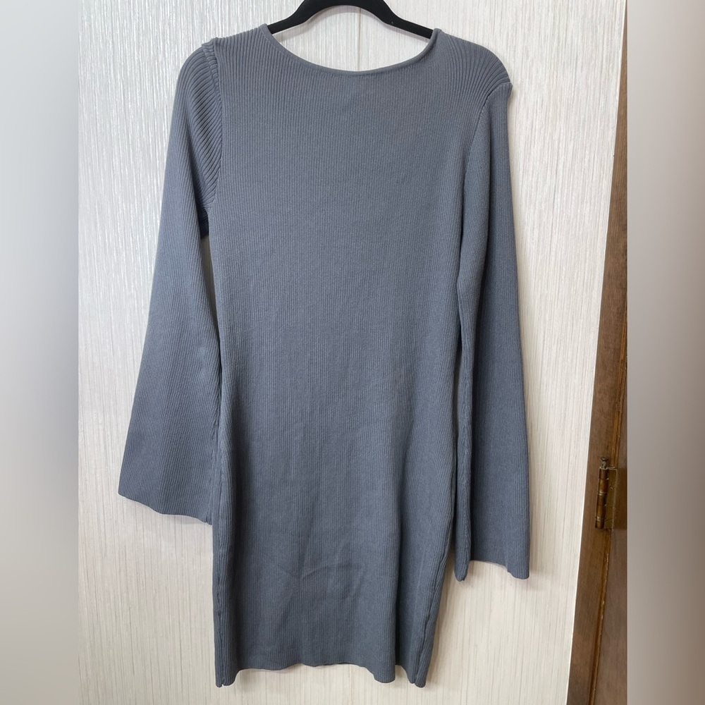 H&M Rib-knit bodycon dress trumpet sleeves size XL‎